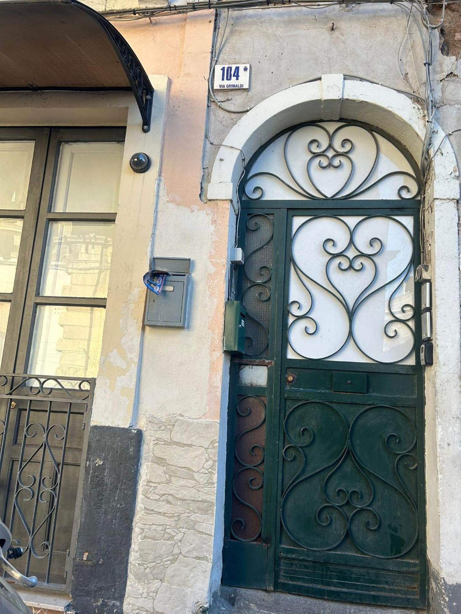 Il Lapillo Apartment Катания Екстериор снимка